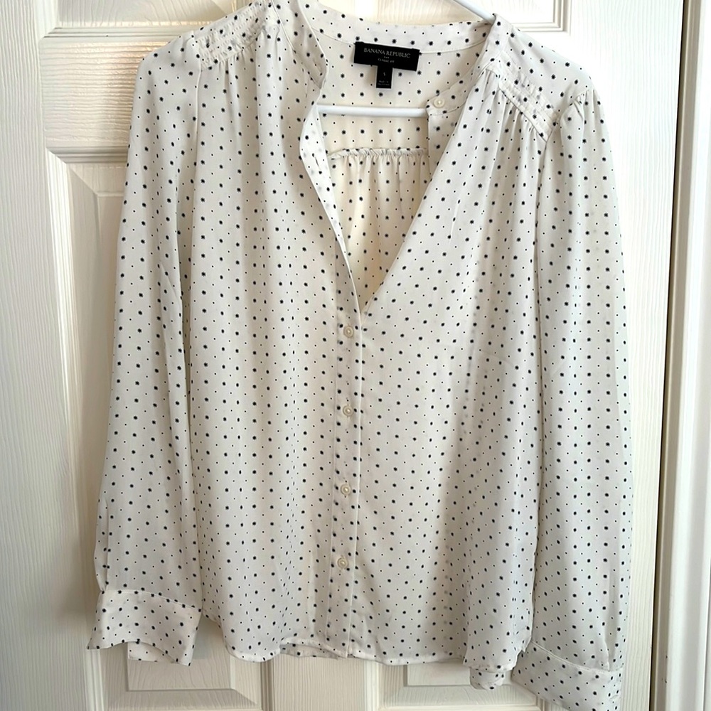 Banana Republic blouse size small
